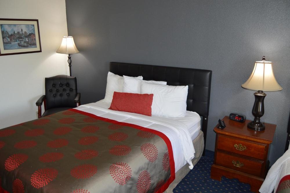 Ramada by Wyndham Arcata Image 27