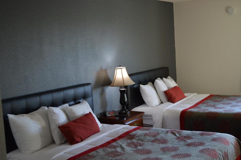 Ramada by Wyndham Arcata Image 6
